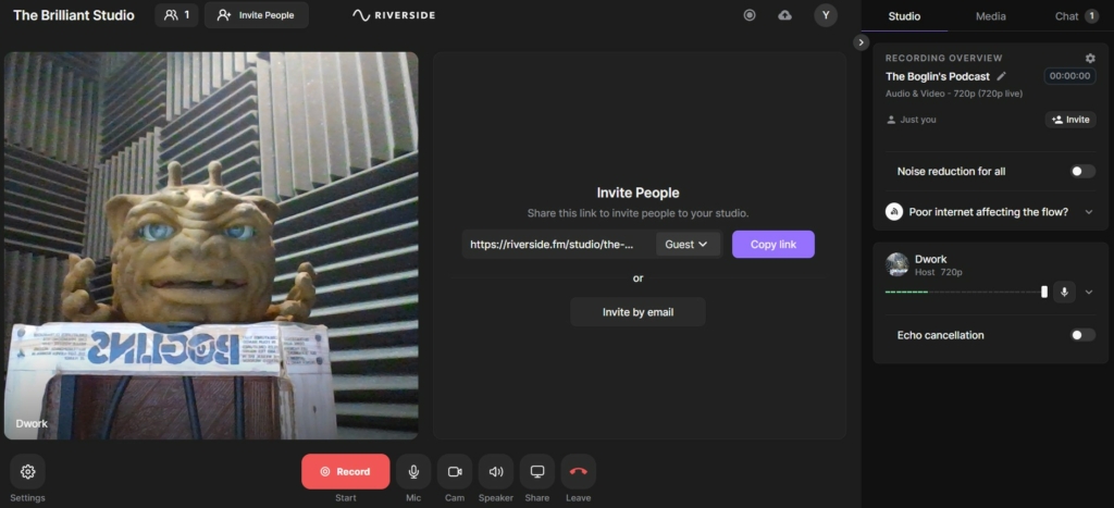 Invite people in riverside.fm