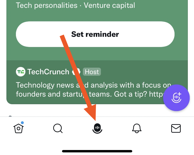 Screenshot of Twitter app with arrow showing audio button